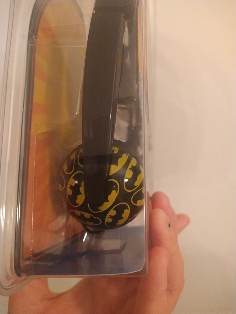 Batman Volume Control Kids Headphones - Black/Yellow